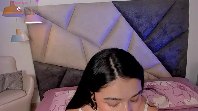 AvaScott  online show from March 28, 2026, 11:37 pm