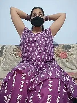 Snapshot of the_saavi chatting on July 13, 2026, 6:22 pm the saavi online show from July 13, 2026, 6:22 pm