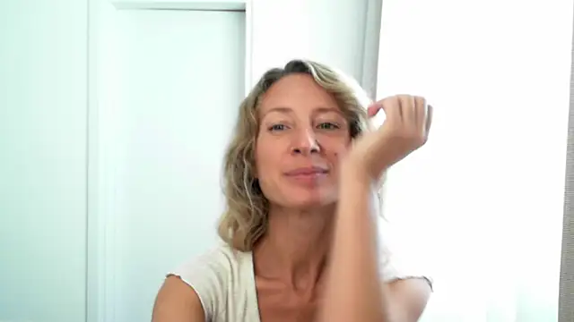 Paevoa online show from November 19, 2025, 10:04 am