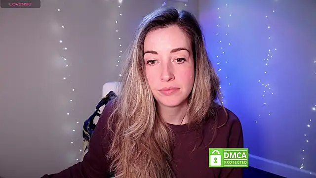 Snapshot of SuggestiveBehavior chatting on November 12, 2025, 5:24 pm SuggestiveBehavior online show from November 12, 2025, 5:24 pm