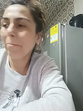 vanessa-titisM online show from June 11, 2026, 2:53 am