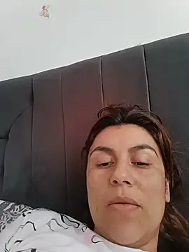 vanessa-titisM online show from June 21, 2026, 4:09 pm