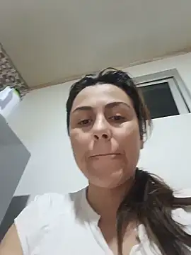 vanessa-titisM online show from June 28, 2026, 12:05 am