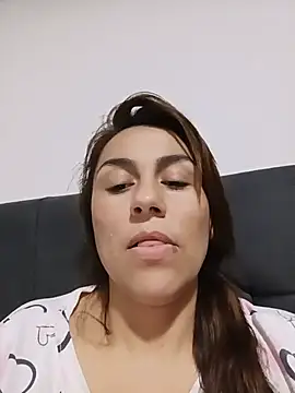 vanessa-titisM online show from July 23, 2026, 11:35 pm