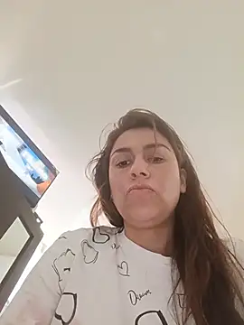 vanessa-titisM online show from July 25, 2026, 3:20 pm