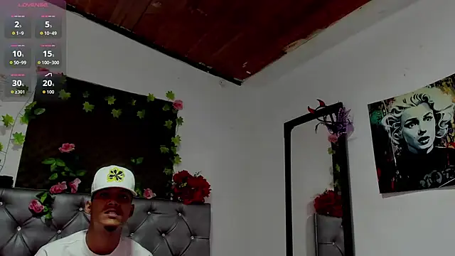 xxKamadevaxx online show from May 28, 2026, 12:24 pm