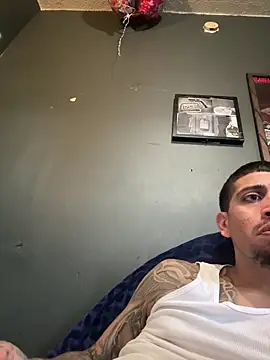 Snapshot of busnfatnutsLildee chatting on February 17, 2026, 9:32 pm busnfatnutsLildee online show from February 17, 2026, 9:32 pm