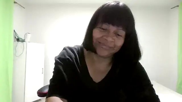 Snapshot of adri89-g chatting on July 13, 2026, 11:51 pm adri89-g online show from July 13, 2026, 11:51 pm