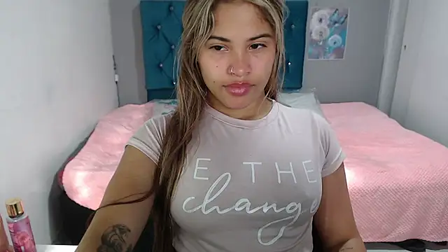mia sexgirl online show from July 15, 2026, 12:21 pm