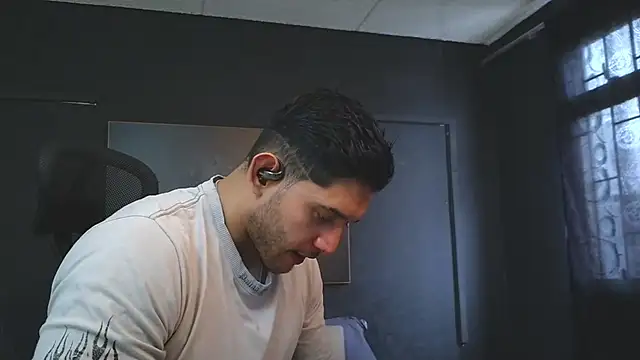 RichardMilleer online show from July 23, 2026, 3:54 pm