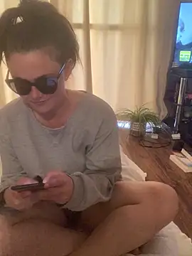 Mia Winters online show from June 21, 2026, 8:33 pm