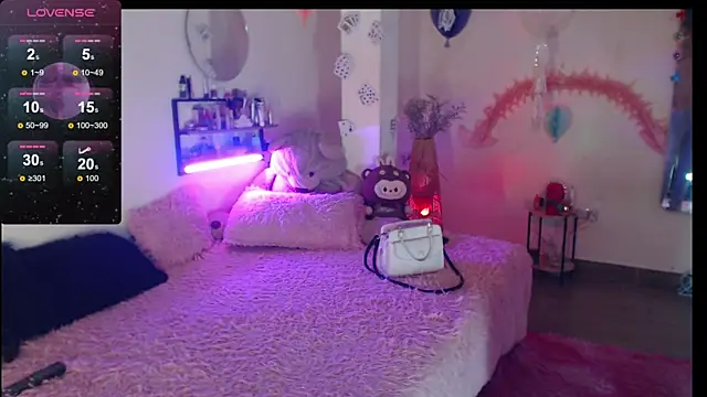 danny 1hotcute online show from June 15, 2026, 12:29 pm