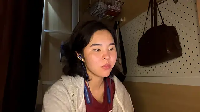 Snapshot of JennyCarpenter chatting on April 30, 2026, 4:52 am JennyCarpenter online show from April 30, 2026, 4:52 am