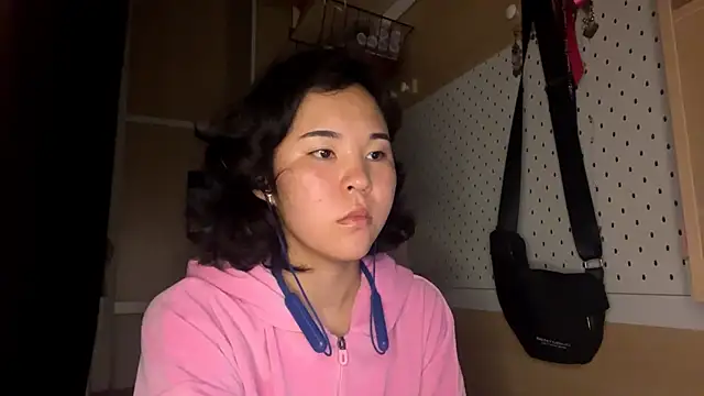 Snapshot of JennyCarpenter chatting on May 3, 2026, 10:16 pm JennyCarpenter online show from May 3, 2026, 10:16 pm