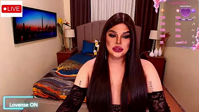 InsatiableSexQueen online show from July 30, 2026, 8:24 am