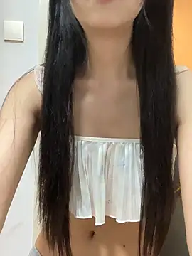 Snapshot of qiqi_x chatting on July 4, 2026, 1:17 pm qiqi x online show from July 4, 2026, 1:17 pm