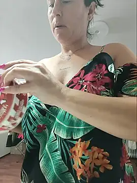 bichota85 online show from August 1, 2026, 10:47 am