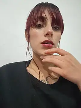 Snapshot of Anne_bh chatting on July 3, 2026, 5:36 am Anne bh online show from July 3, 2026, 5:36 am