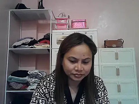 Amarrahlyn online show from July 17, 2026, 10:03 pm