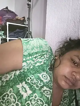 Deborbhavi222 online show from June 27, 2026, 7:57 am