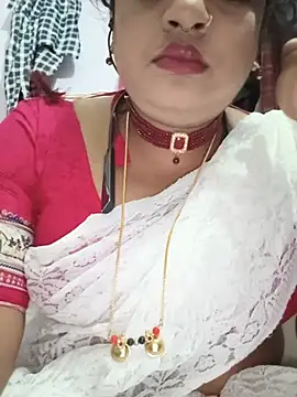 Deborbhavi222 online show from July 4, 2026, 4:57 pm