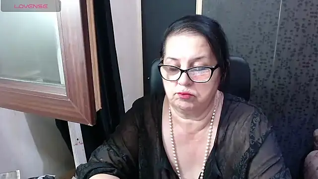 MissSanjanne online show from July 18, 2026, 8:45 pm