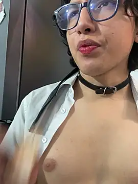 -BlueOpal- online show from July 14, 2026, 2:05 am