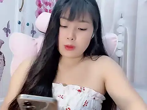 Lie liee online show from July 17, 2026, 1:40 pm