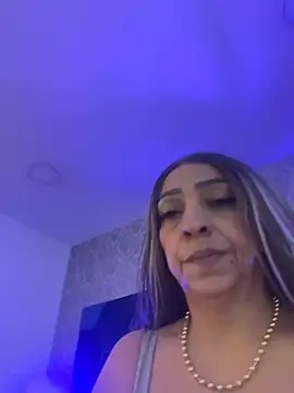 Angelina Roa online show from May 26, 2026, 2:35 pm