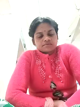 Snapshot of SHMA-77 chatting on November 16, 2025, 3:17 pm SHMA-77 online show from November 16, 2025, 3:17 pm