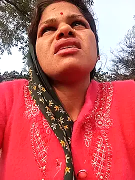Snapshot of SHMA-77 chatting on November 27, 2025, 3:52 am SHMA-77 online show from November 27, 2025, 3:52 am
