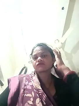 Snapshot of SHMA-77 chatting on February 14, 2026, 12:29 am SHMA-77 online show from February 14, 2026, 12:29 am