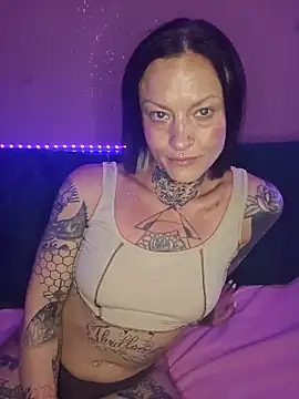 Peach420live online show from June 21, 2026, 9:17 pm
