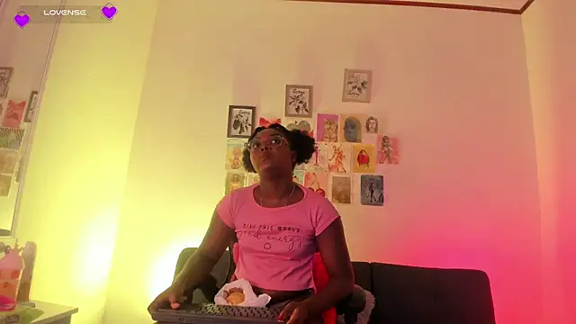 staicy26 online show from June 1, 2026, 7:26 pm