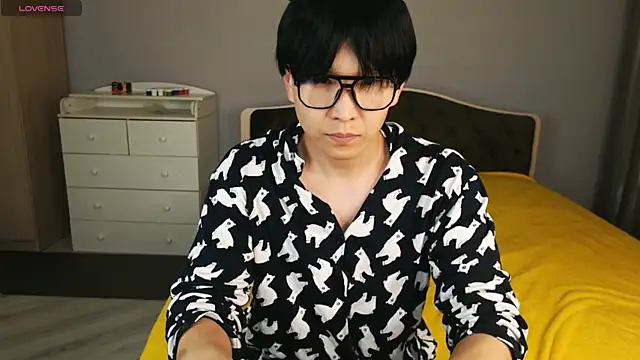 KaiChicken online show from May 15, 2026, 6:26 pm