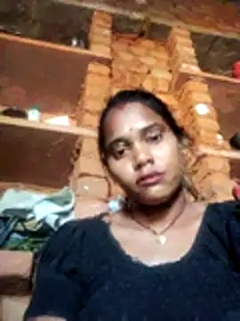 Katrina kaif143 online show from November 5, 2025, 8:14 am