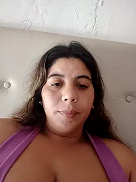 Snapshot of Benditofetiche chatting on April 17, 2026, 11:46 am Benditofetiche online show from April 17, 2026, 11:46 am