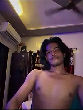 Ujjwallkumar0069 online show from June 6, 2026, 7:29 pm