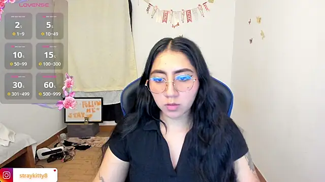 LoveLyy- online show from June 7, 2026, 12:04 am