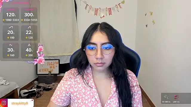 LoveLyy- online show from June 11, 2026, 11:47 pm