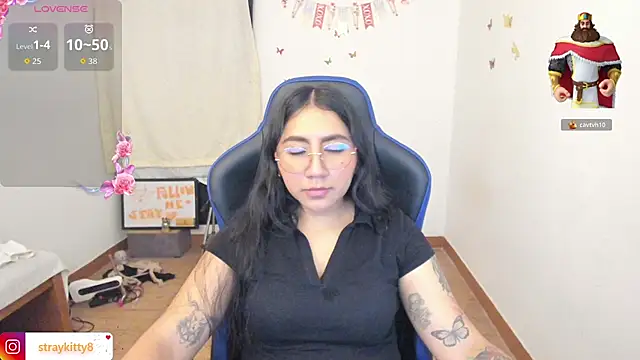 LoveLyy- online show from July 15, 2026, 12:27 am