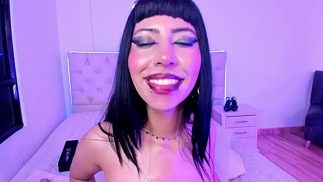 Nina fox 0691 online show from May 15, 2026, 11:34 pm