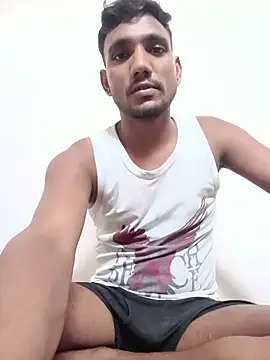 Snapshot of BiggerDickGuy chatting on June 5, 2026, 7:47 am BiggerDickGuy online show from June 5, 2026, 7:47 am