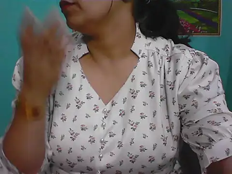Simi-143 online show from October 26, 2025, 6:41 am