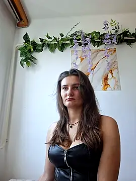 Snapshot of Nika_aa chatting on April 26, 2026, 2:15 pm Nika aa online show from April 26, 2026, 2:15 pm