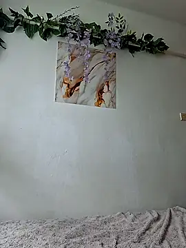 Snapshot of Nika_aa chatting on May 1, 2026, 1:48 pm Nika aa online show from May 1, 2026, 1:48 pm