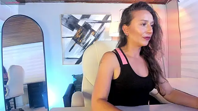 Snapshot of indigo_wild_ chatting on June 4, 2026, 8:04 pm indigo wild online show from June 4, 2026, 8:04 pm