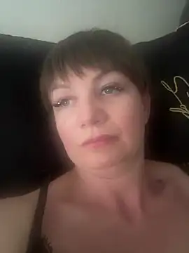 Snapshot of Butterfly8385 chatting on June 27, 2026, 12:33 pm Butterfly8385 online show from June 27, 2026, 12:33 pm