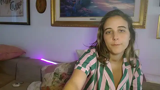 lill daddysgirl online show from June 25, 2026, 2:11 am