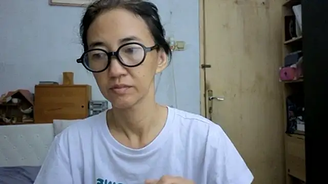 princessD077 online show from May 21, 2026, 10:39 pm